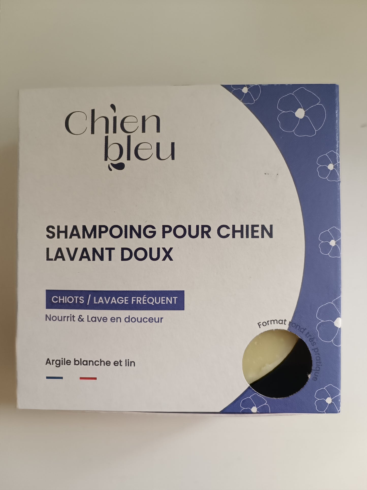 Savon lavant doux solide chien